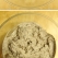 === Ingredience ===
fazole, jakékoliv jaké máte rádi
černé olivy - 1 plechovka
1 cibule
4 stroužky česneku
1 lžíce citrónové nebo limetkové šťávy
2 lžíce olivového oleje
sůl

=== Příprava ===
Měla jsem doma takové béžové, lehce žíhané fazole. Namočila jsem je přes noc a druhý den uvařila, vařím je bez soli. Nemusíte úzkostlivě řešit dobu vaření, protože když je trošku rozvaříte, je to dobrá zpráva : ) Můžete si samozřejmě zjednodušit život a koupit si už uvařené v plechovce. Ale podle mě neodpovídá cena – výkon, takže já máčím a vařím : )

Uvařené vychladlé fazole si vysypte do větší mísy, přysypte olivy, pokrájenou cibuli, česnek, olivový olej a citrónovou šťávu. Vše rozmixujte tyčovým mixérem. Pokud je směs příliš tuhá, přilijte trošku vody.

Na závěr osolte, případně přidejte česnek, podle chuti. No a šup s tím na dobrý chléb. Posypte jarní cibulkou, nebo ozdobte rajčátky.

Dá se to šikovně natírat i na rozpůlené papriky. Kdyby jste se někdo chtěl dobře najíst a zároveň u toho hubnout : )

Zkuste to, je to dobré, syté a zdravé : )