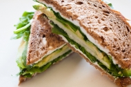 Obří zelený sendvič