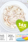 ==== váha porce 200 g = 145 kcal (609 kJ) ====
==== rozpis na 3 porce: ====

=== Ingredience ===
malá bulva celeru (250 g, čím menší bulva, tím mladší a křehčí)
malá mrkev (vždy kupujte do salátů mrkev s natí, je čerstvá a přirozeně sladká)
1 sladké šťavnaté jablko
1 řecký hustý bílý jogurt (150 g)
1 zarovnaná lžíce majonézy Helman's
1/2 lžičky dobré hořčice
šťáva z poloviny citrónu
sůl a pepř

=== Příprava ===
Celer, jablko a mrkev si očistěte, opláchněte a nastrouhejte na hrubém struhadle, vše zalijte šťávou z citrónu a lehce osolte, dobře promíchejte a ručně pomačkejte, aby se uvolnily šťávy, salát díky tomu bude jemnější a křehčí. Ideálně misku zavřete a dejte odpočinout na 30 minut do lednice.

Salát vyndejte z lednice, přidejte k němu bílý jogurt, majonézu a hořčici, vše dobře promíchejte a podle potřeby dosolte a opepřete.

Podávejte s celozrnným pečivem.

Dobrou chuť