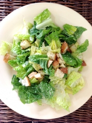 Recept na jedničku mezi americkými saláty - domácí Caesar salát