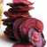 Chipsy z cvikle. Recept najdete na [http://www.marthastewart.com/312807/beet-chips?center=0&gallery=183576&slide=149057 marthastewart.com]