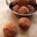 Falafel [http://akochutimasala.blogspot.in/2013/04/najlepsi-falafel.html recept zde]
